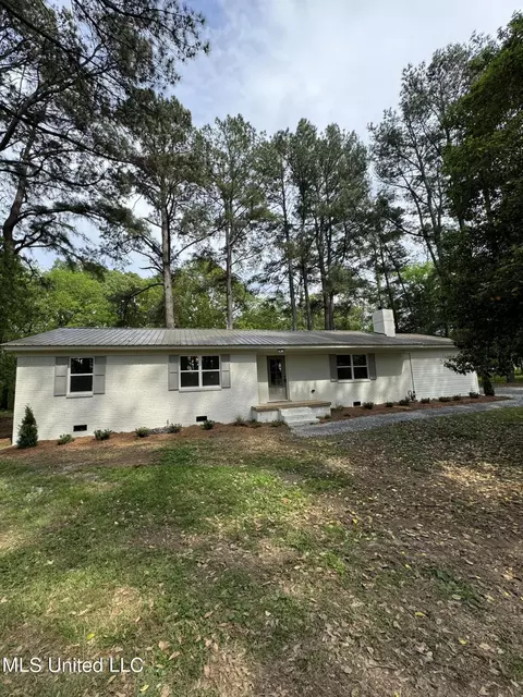Exterior - 2902 Nolan Rd, Olive Branch, MS 38654 photo 2 of 19