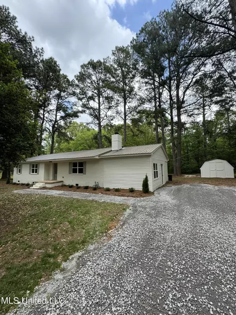Exterior - 2902 Nolan Rd, Olive Branch, MS 38654 photo 5 of 19