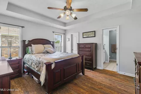 Bedroom - 907 Fairview Pl, Brandon, MS 39047 photo 2 of 5