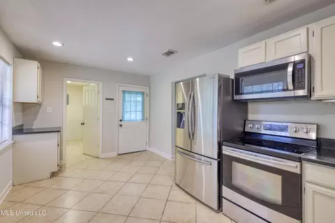 Kitchen - 217 Shalimar Dr, Long Beach, MS 39560 photo 3 of 3