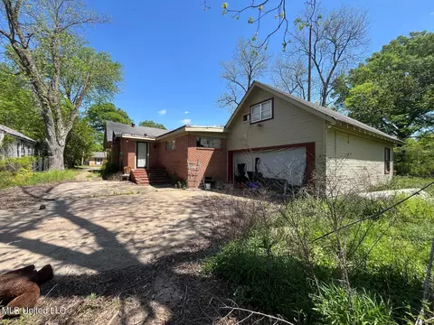 Exterior - 213 Green Ave, Drew, MS 38737 photo 3 of 5