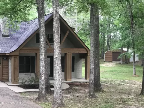 116 Oakdale Cir, Brandon, MS 39047
