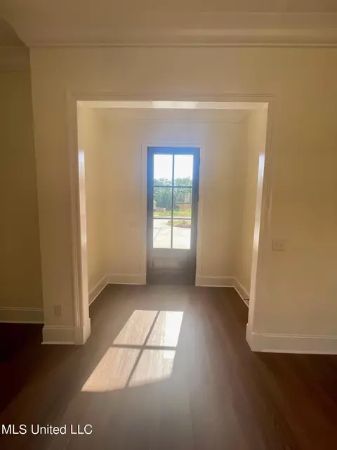 Entry Way - 921 Glenwild Cir, Canton, MS 39046 photo 1 of 1