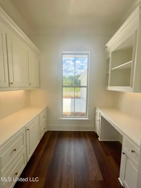 Other - 917 Glenwild Cir, Canton, MS 39046 photo 5 of 12