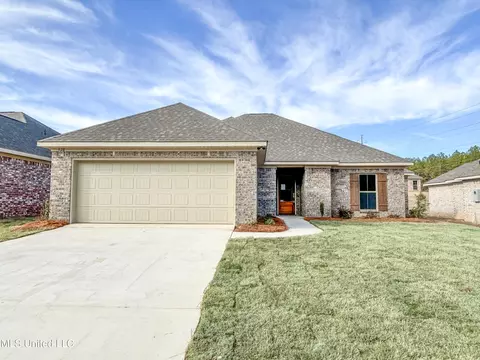 928 Riverside Ln, Pearl, MS 39208