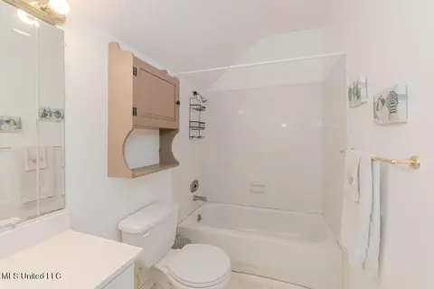 Bath - 6093 Apache Dr, Kiln, MS 39556 photo 2 of 2