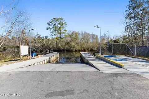 View/Area - 6093 Apache Dr, Kiln, MS 39556 photo 2 of 3