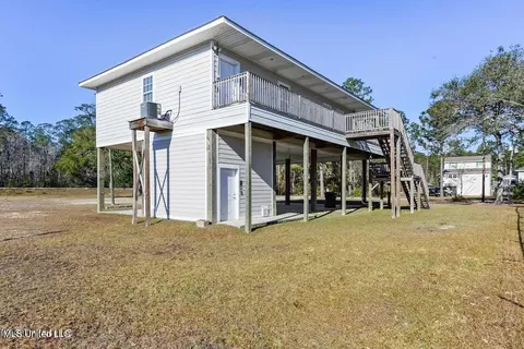 Exterior - 6093 Apache Dr, Kiln, MS 39556 photo 7 of 7