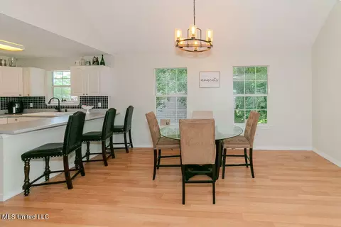 Dining - 6093 Apache Dr, Kiln, MS 39556 photo 2 of 2