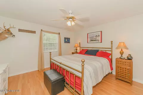 Bedroom - 6093 Apache Dr, Kiln, MS 39556 photo 1 of 3