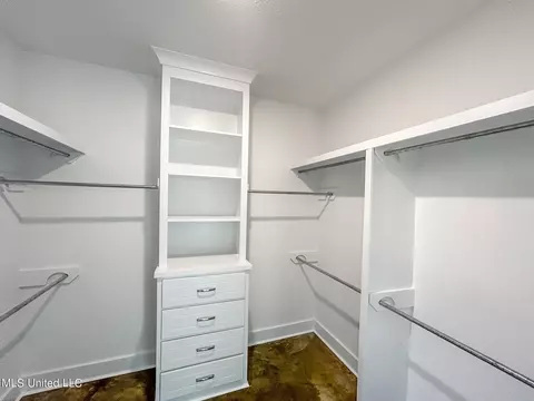 Other - 933 Riverside Ln, Pearl, MS 39208 photo 2 of 4