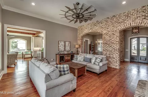 Living - 1436 Ruby Pointe Pointe, Flowood, MS 39232 photo 2 of 7