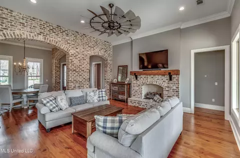 Living - 1436 Ruby Pointe Pointe, Flowood, MS 39232 photo 1 of 7