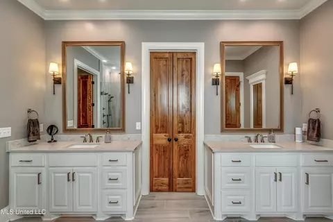 Bath - 1436 Ruby Pointe Pointe, Flowood, MS 39232 photo 5 of 10