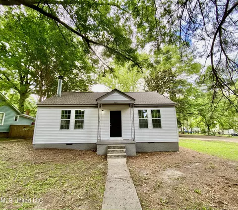 301 Conti St, Jackson, MS 39206 photo 1