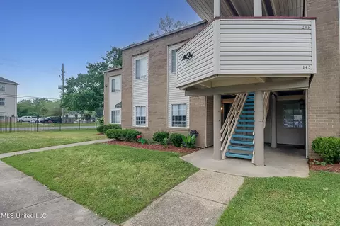 245 Mcdonnell Ave #144, Biloxi, MS 39531