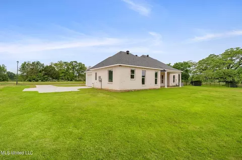 Exterior - 5 S Caesar Dr, Carriere, MS 39426 photo 13 of 13