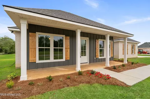Exterior - 5 S Caesar Dr, Carriere, MS 39426 photo 8 of 13