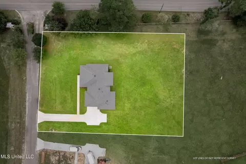 Floorplan - 5 S Caesar Dr, Carriere, MS 39426 photo 1 of 1