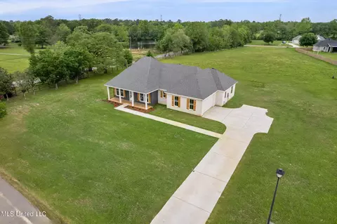 Exterior - 5 S Caesar Dr, Carriere, MS 39426 photo 3 of 13