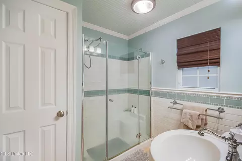 Bath - 408 E Second St, Long Beach, MS 39560 photo 2 of 4