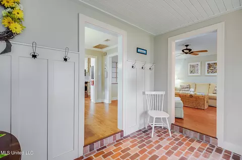 Entry Way - 408 E Second St, Long Beach, MS 39560 photo 1 of 1