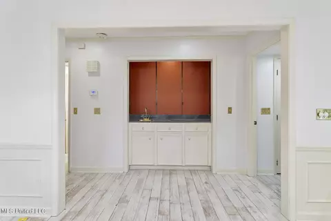 Other - 208 Park Lane Pl, Jackson, MS 39211 photo 6 of 8