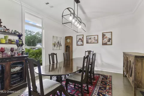Dining - 124 Dendron Dr, Jackson, MS 39211 photo 1 of 4