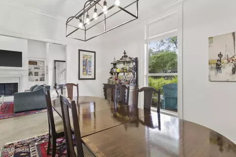 Dining - 124 Dendron Dr, Jackson, MS 39211 photo 2 of 4