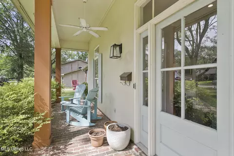 Exterior - 124 Dendron Dr, Jackson, MS 39211 photo 9 of 10
