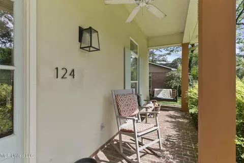 Exterior - 124 Dendron Dr, Jackson, MS 39211 photo 10 of 10