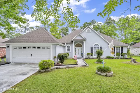 7940 Martin Bluff Rd, Gautier, MS 39553