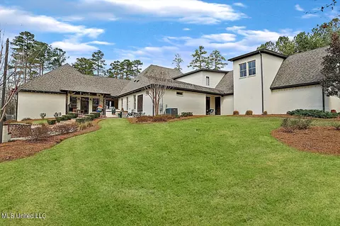 Exterior - 110 Garrison Way, Flowood, MS 39232 photo 15 of 23