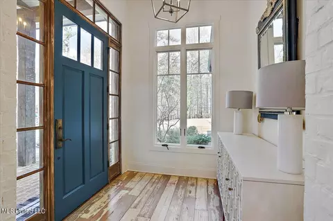 Entry Way - 110 Garrison Way, Flowood, MS 39232 photo 1 of 7