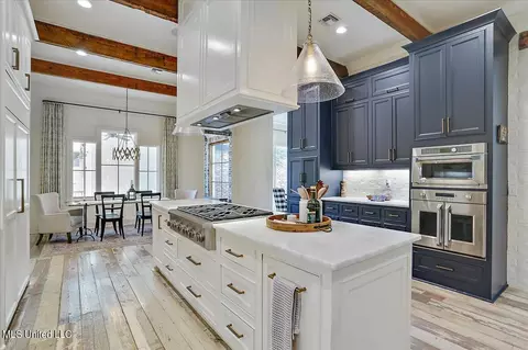 Kitchen - 110 Garrison Way, Flowood, MS 39232 photo 5 of 12
