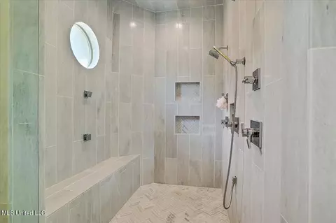 Bath - 110 Garrison Way, Flowood, MS 39232 photo 8 of 15