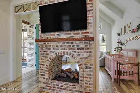 Living - 110 Garrison Way, Flowood, MS 39232 photo 9 of 12