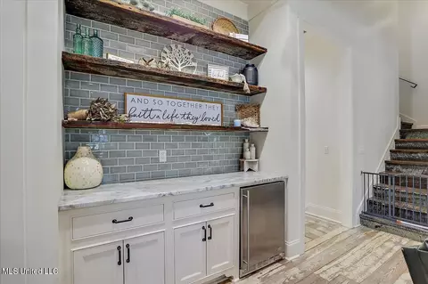 Kitchen - 110 Garrison Way, Flowood, MS 39232 photo 11 of 12