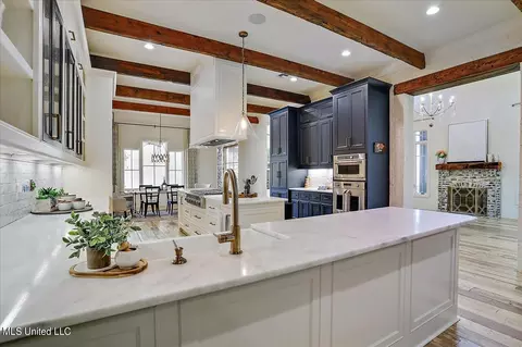 Kitchen - 110 Garrison Way, Flowood, MS 39232 photo 2 of 12