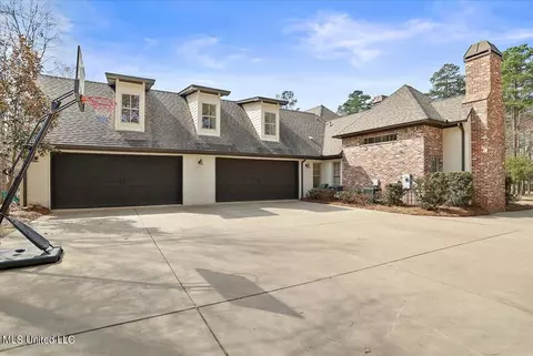 Exterior - 110 Garrison Way, Flowood, MS 39232 photo 14 of 23