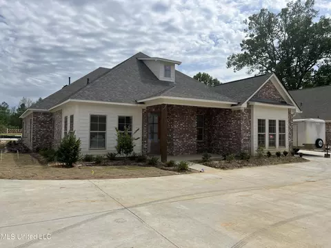 1941 Freedom Ring Dr, Brandon, MS 39047