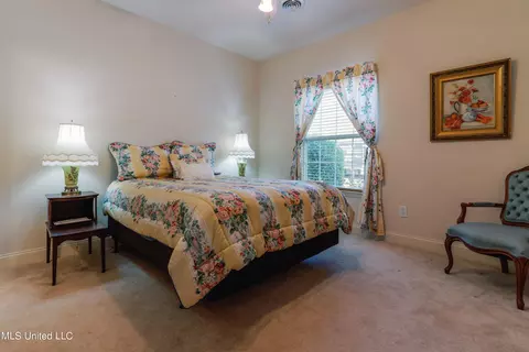 Bedroom - 121 Brookside Dr, Clinton, MS 39056 photo 5 of 7