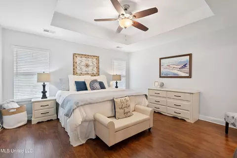 Bedroom - 283 Fairway Trace Dr, Hernando, MS 38632 photo 5 of 7