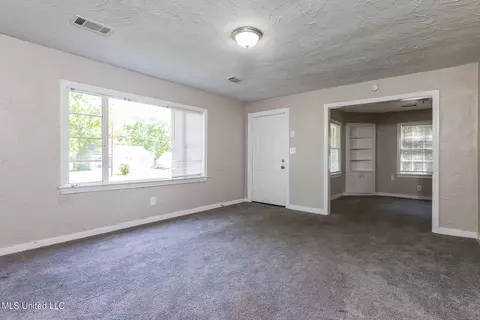 701 Cedarhurst Rd, Jackson, MS 39206 photo 4