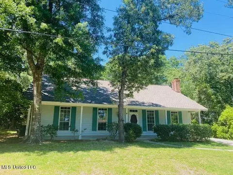 788 Laie St, Diamondhead, MS 39525