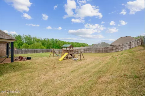 Exterior - 1686 Shepherd Dr, Hernando, MS 38632 photo 8 of 8