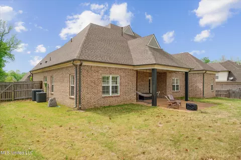 Exterior - 1686 Shepherd Dr, Hernando, MS 38632 photo 7 of 8