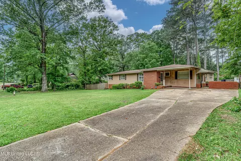 Exterior - 5607 Concord Dr, Jackson, MS 39211 photo 3 of 12