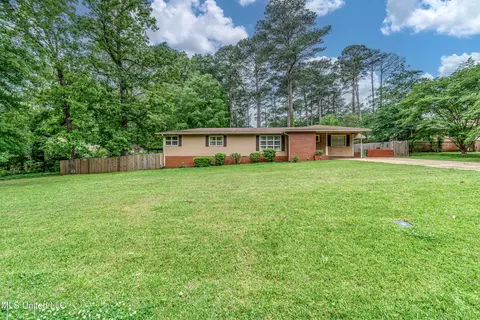 Exterior - 5607 Concord Dr, Jackson, MS 39211 photo 2 of 12