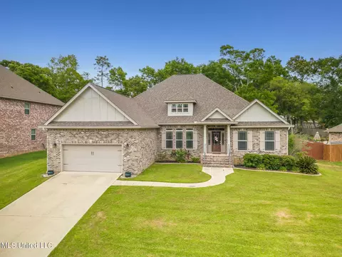 24866 Knollwood Dr, Pass Christian, MS 39571